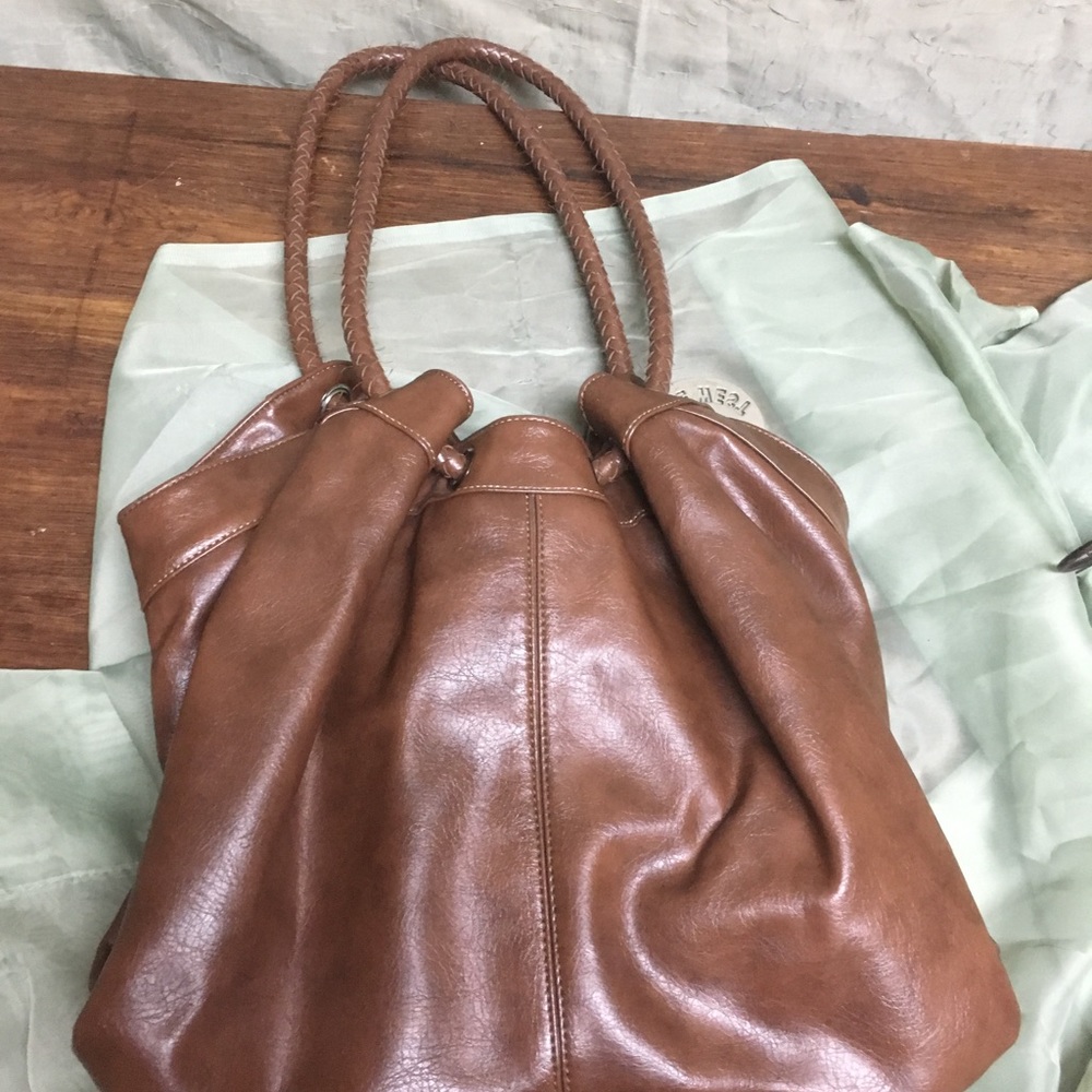 Handbag - Picture 2 of 3